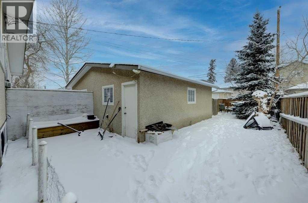 518 54 Avenue SW — photo 13
