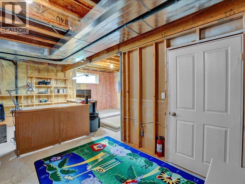 147 Cove Place — photo 38