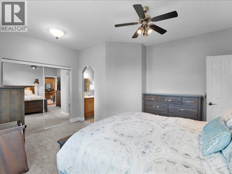 147 Cove Place — photo 25