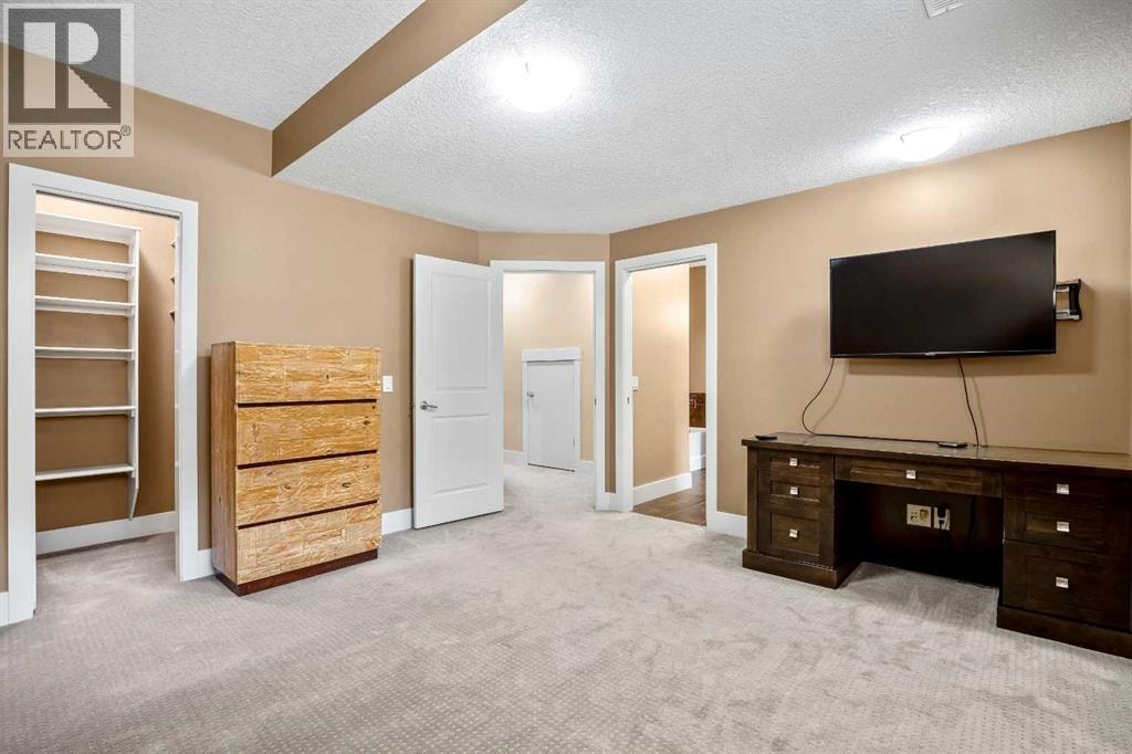 150 Cimarron Drive — photo 37