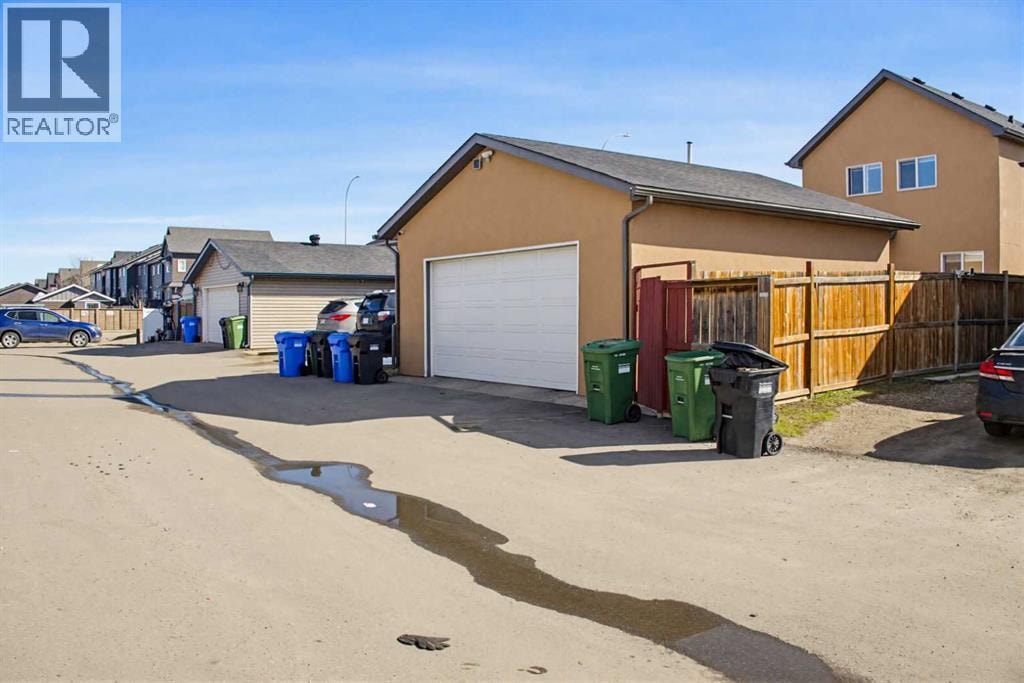 8474 Saddleridge Drive NE — photo 33