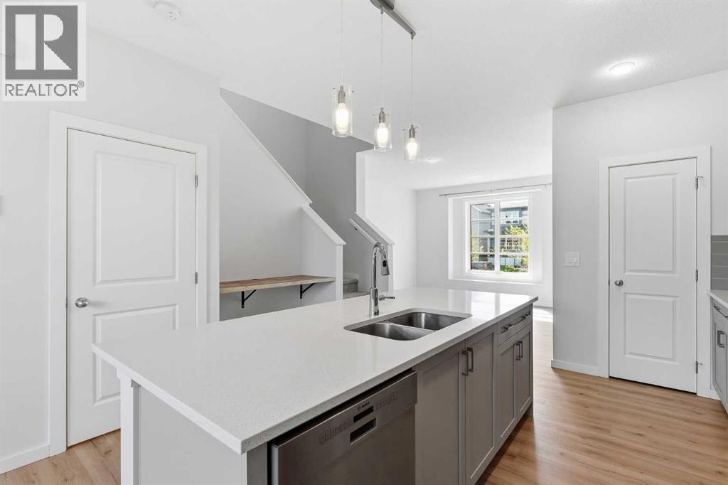 176 Walcrest Boulevard SE — photo 14