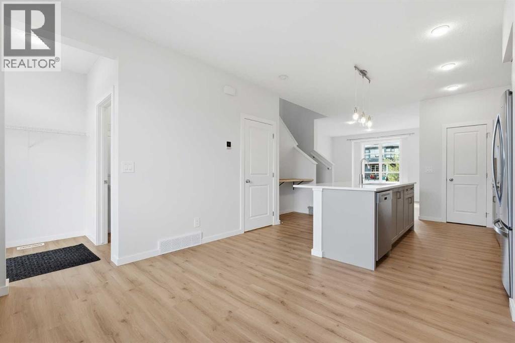 176 Walcrest Boulevard SE — photo 10