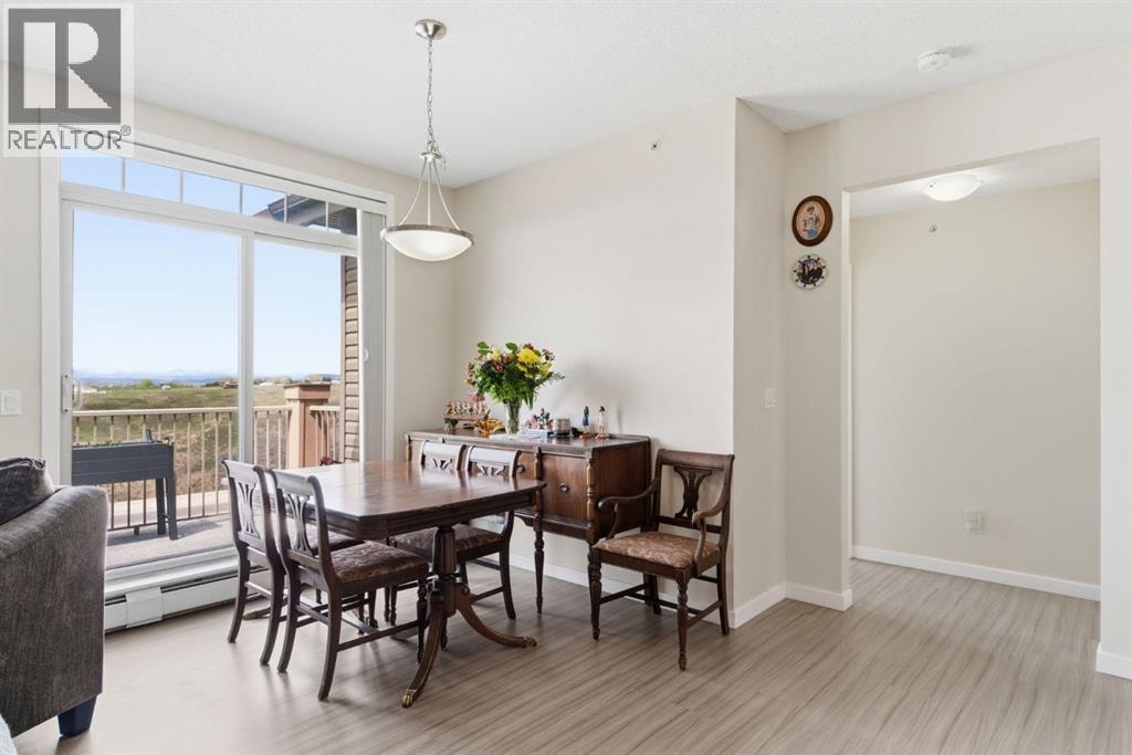 408, 207 Sunset Drive — photo 12