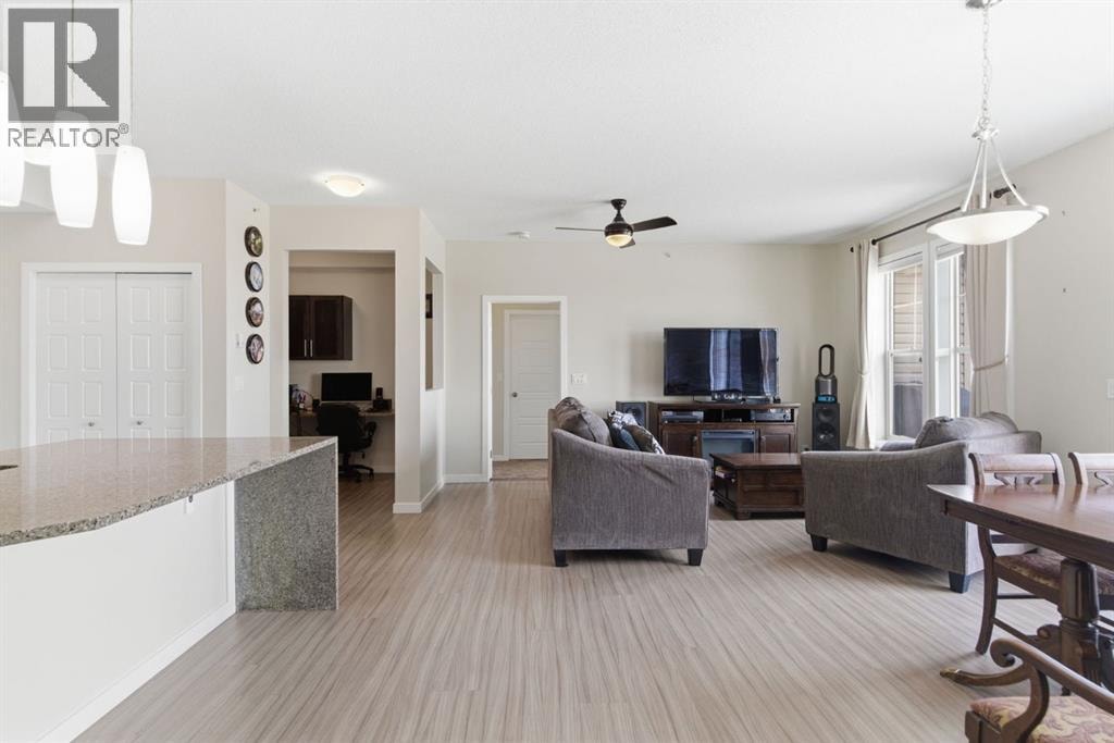 408, 207 Sunset Drive — photo 11