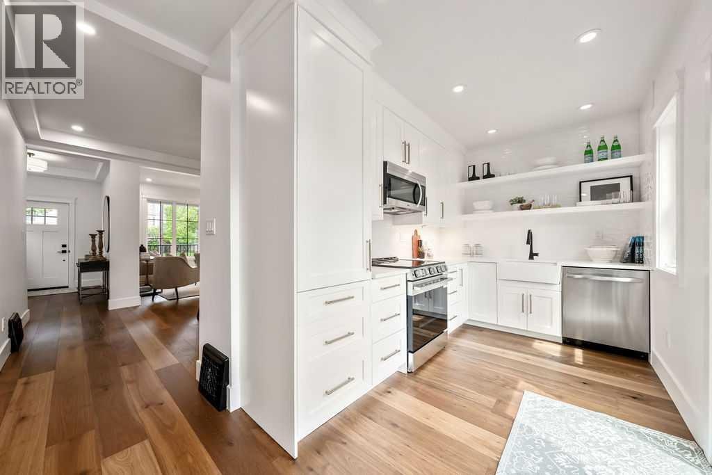 45 25 Avenue SW — photo 12