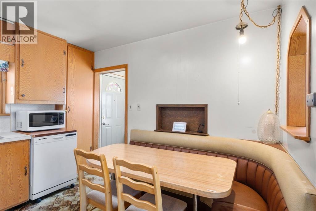 332 Third Street W — photo 10