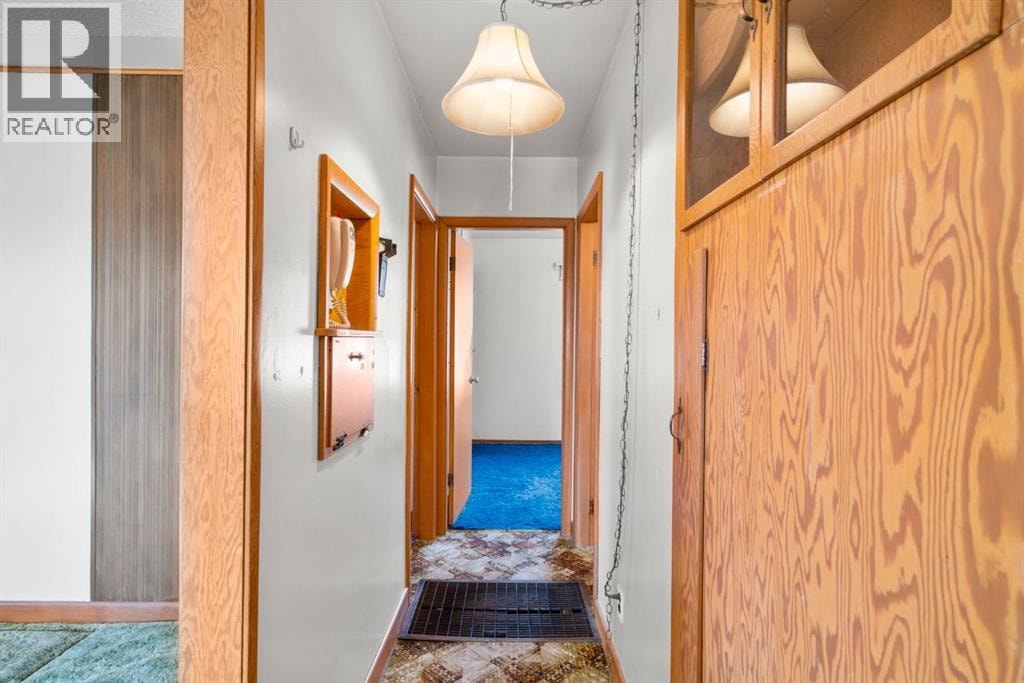 332 Third Street W — photo 14