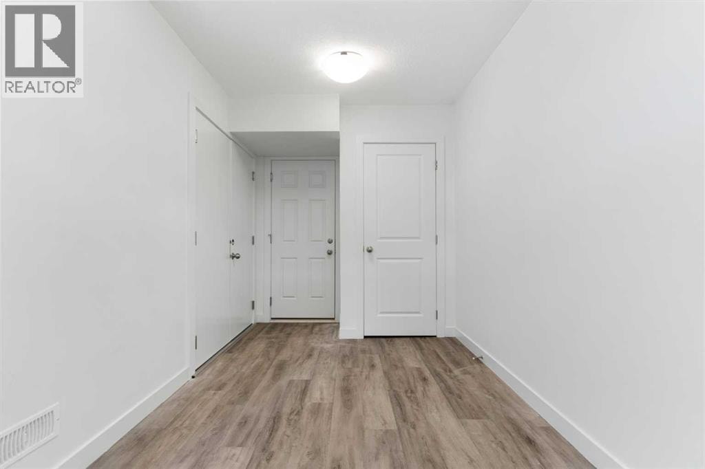 1804, 24 Rivercrest Drive — photo 9