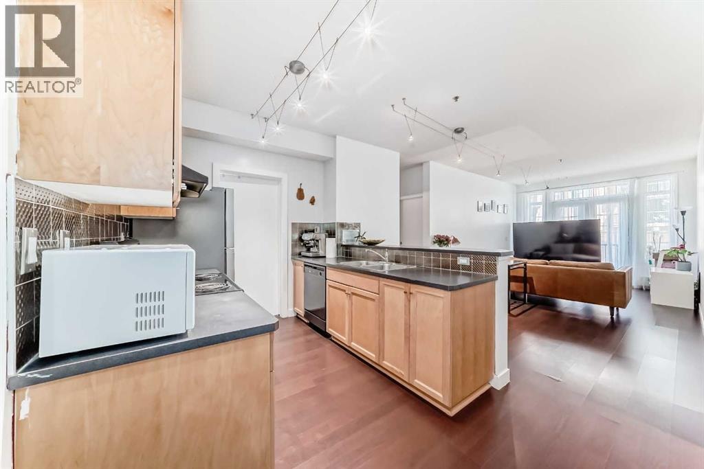 201, 1000 15 Avenue SW — photo 9