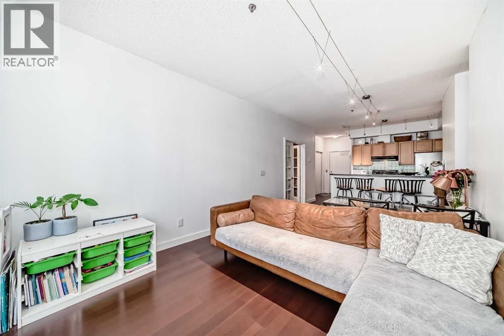 201, 1000 15 Avenue SW — photo 19