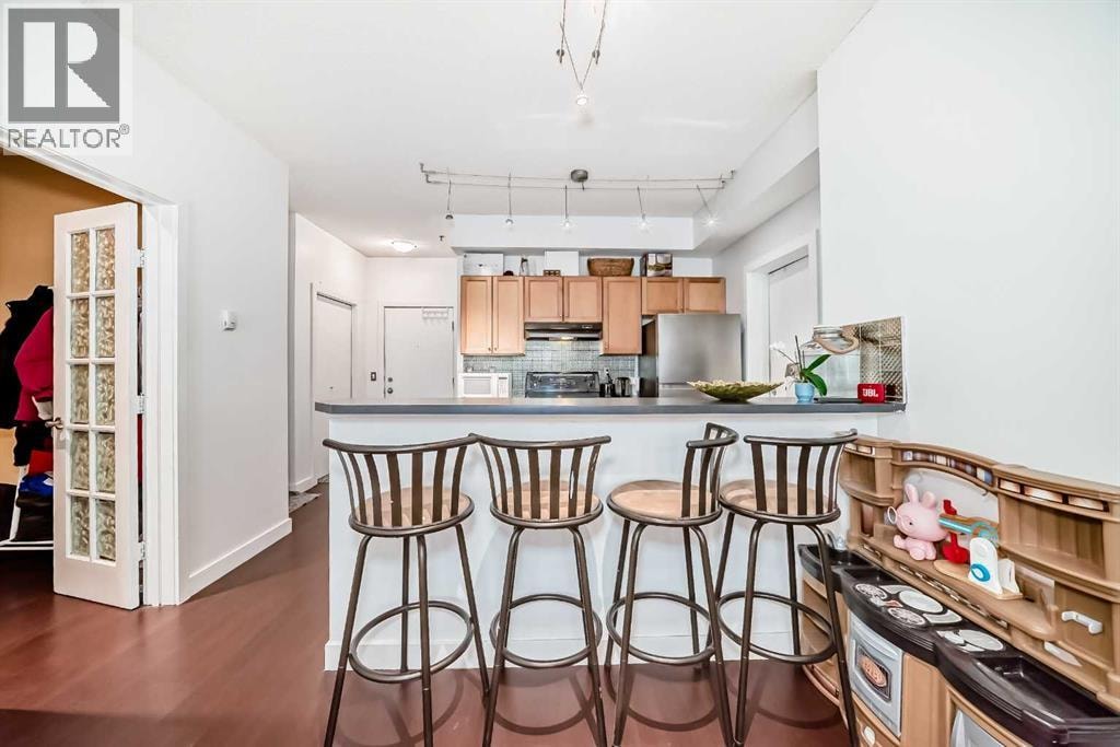 201, 1000 15 Avenue SW — photo 14