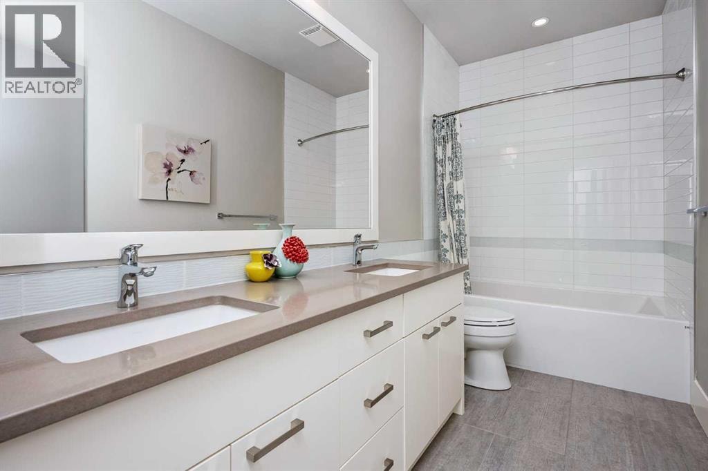5024 21 Street SW — photo 34