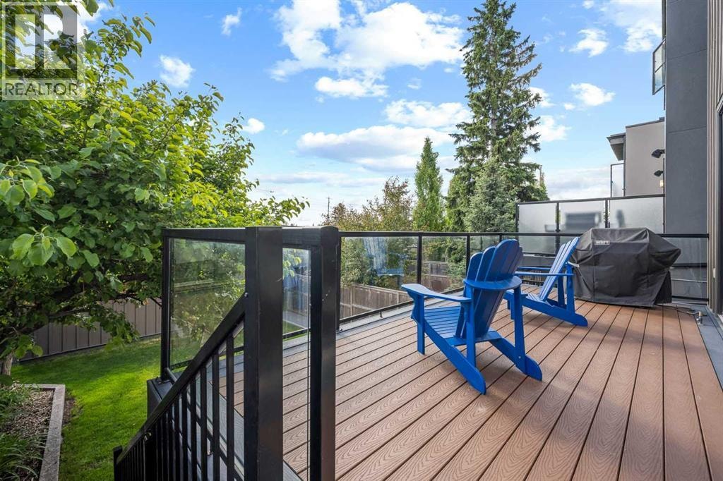 5024 21 Street SW — photo 16