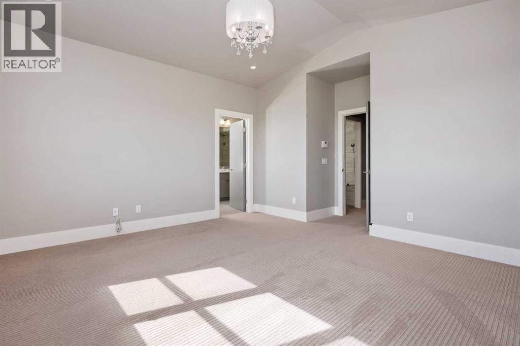 5024 21 Street SW — photo 20