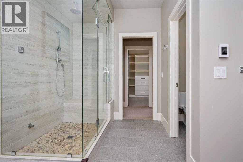 5024 21 Street SW — photo 25