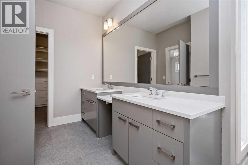 5024 21 Street SW — photo 22