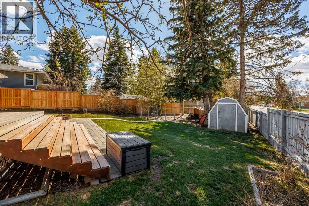 3003 25 Street SW — photo 37