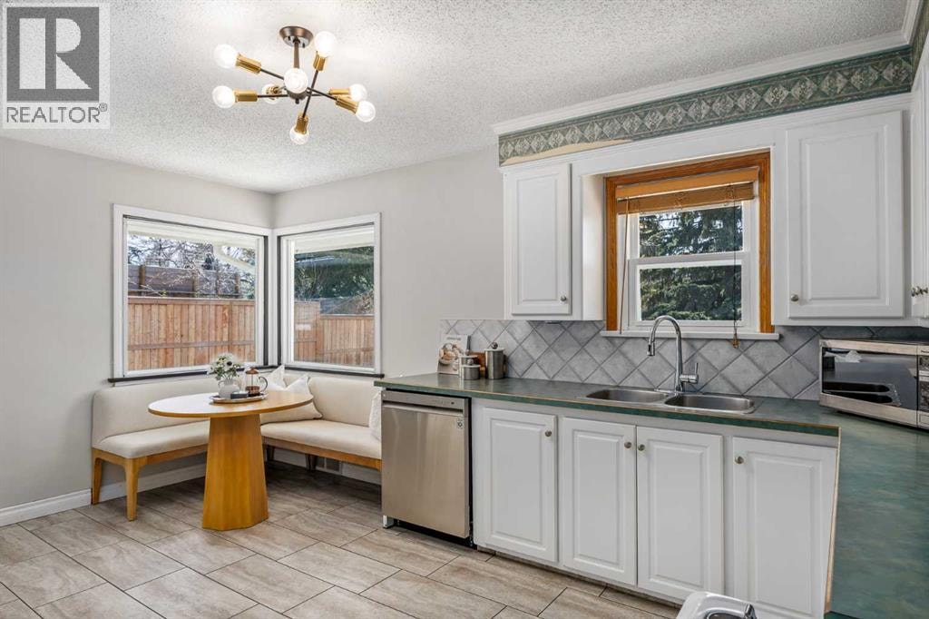 3003 25 Street SW — photo 13