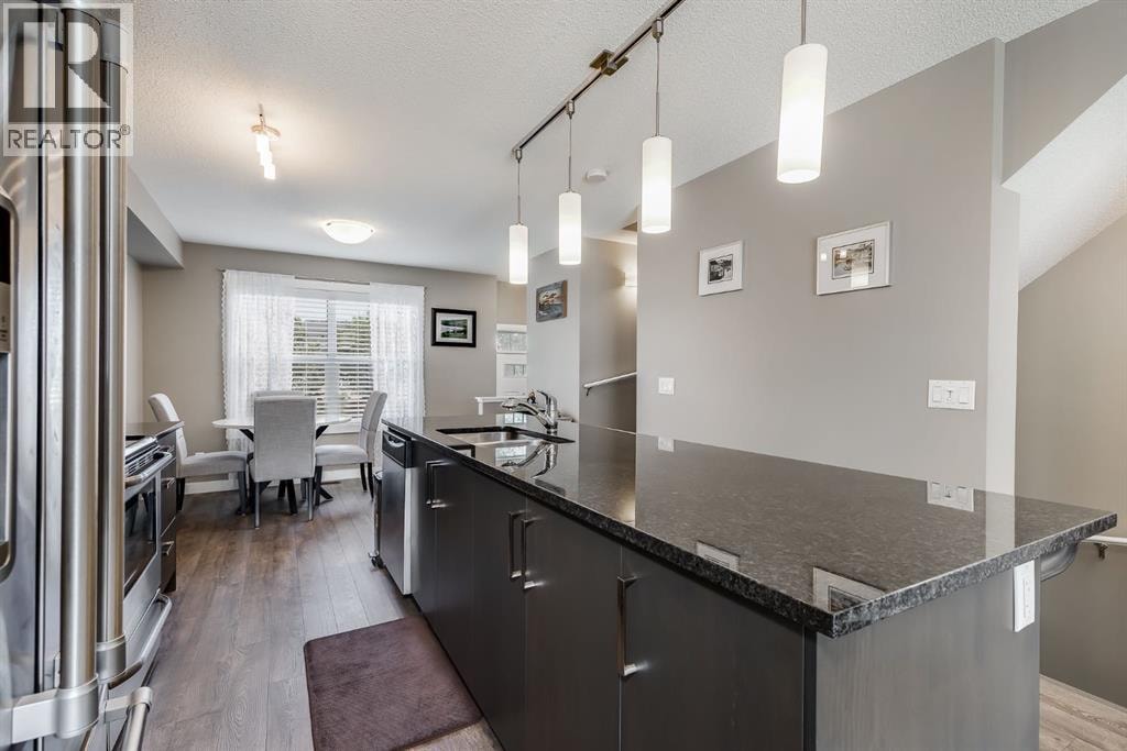 402, 1225 Kings Heights Way SE — photo 5
