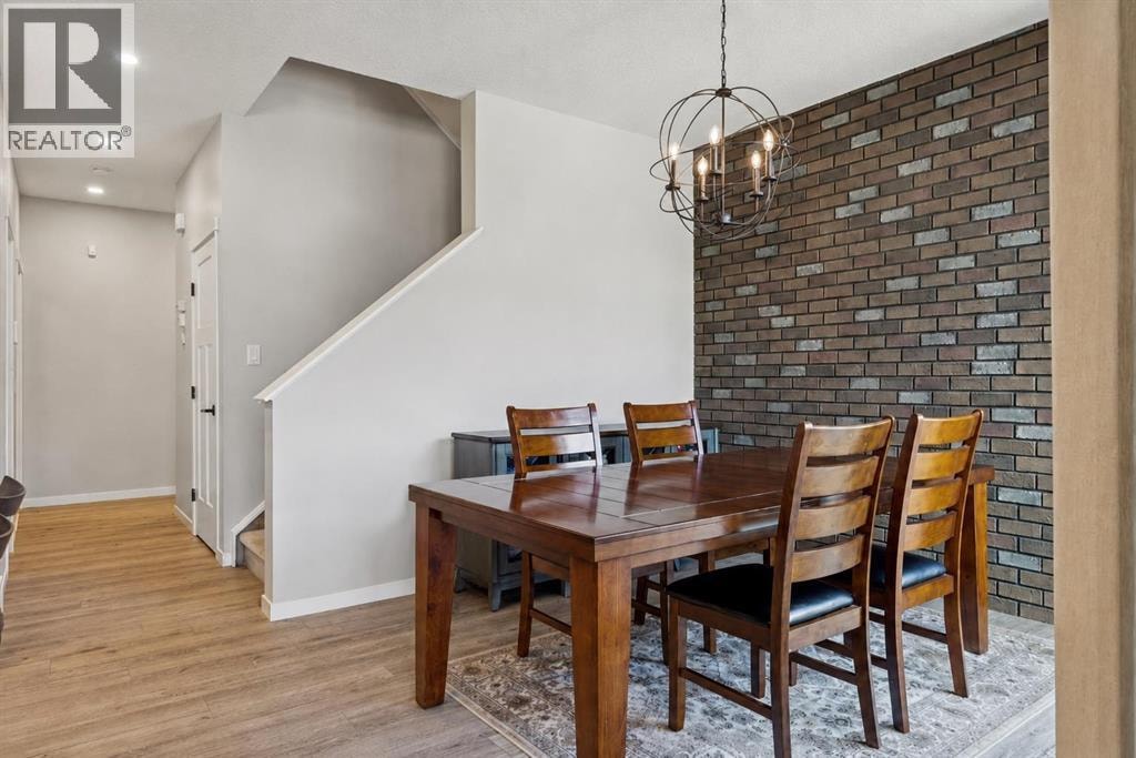 293 Masters Avenue SE — photo 14
