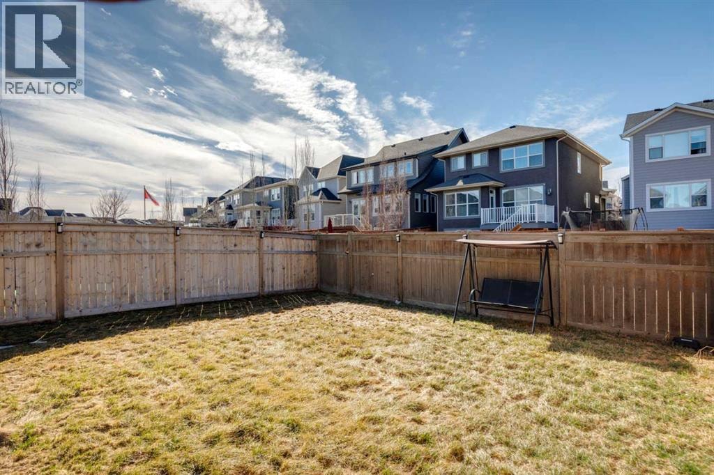 293 Masters Avenue SE — photo 36