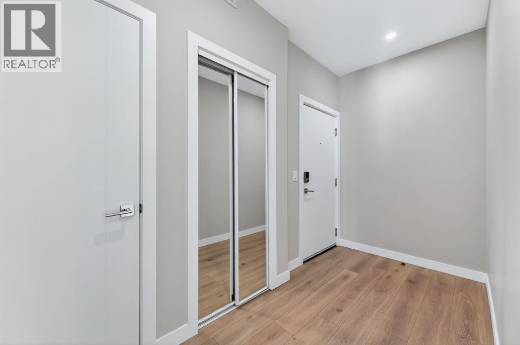 325, 383 Smith Street NW — photo 8