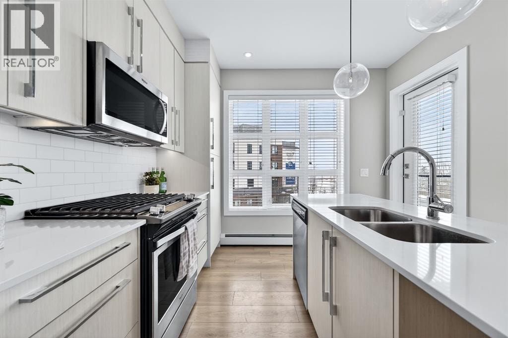 325, 383 Smith Street NW — photo 16