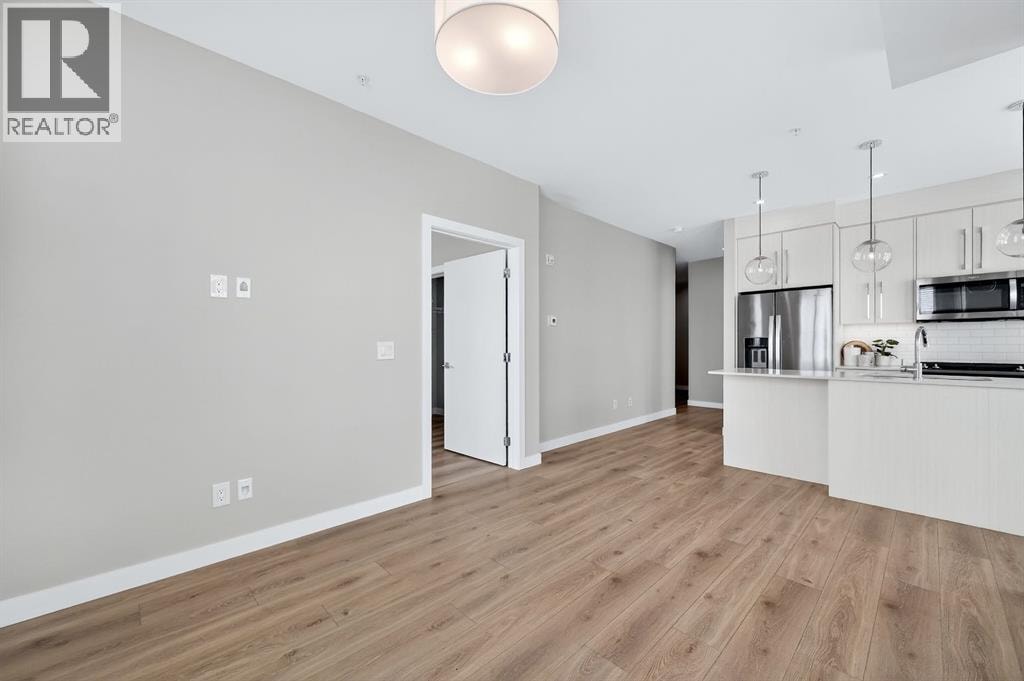 325, 383 Smith Street NW — photo 19