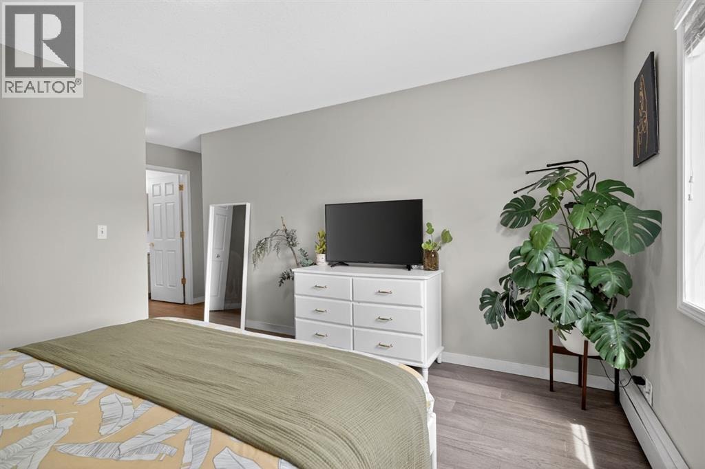 305, 1415 17 Street SE — photo 12
