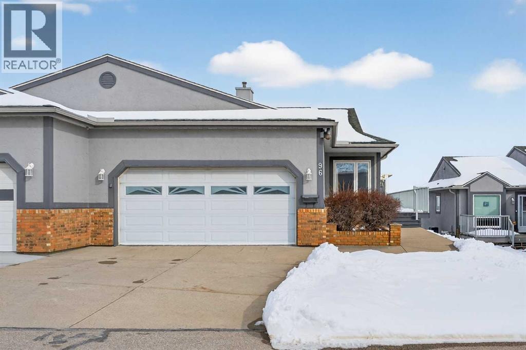 96 Norquay Heights NW