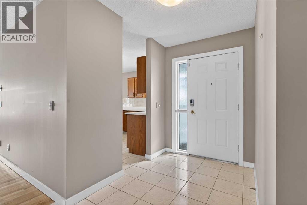 96 Norquay Heights NW — photo 5