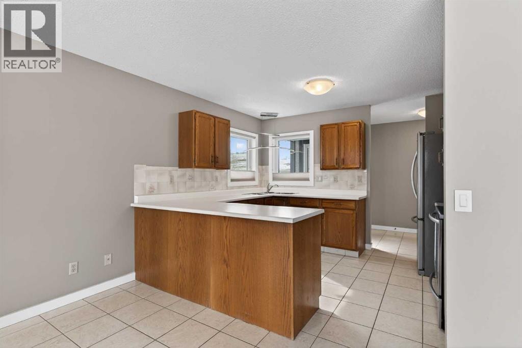 96 Norquay Heights NW — photo 10