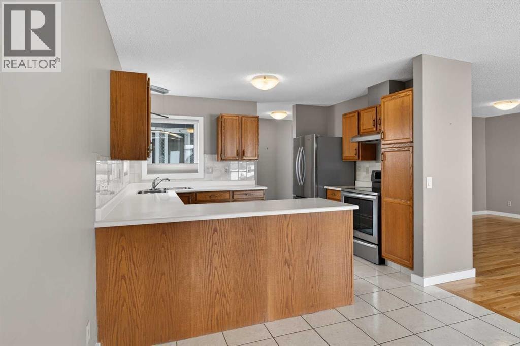 96 Norquay Heights NW — photo 11