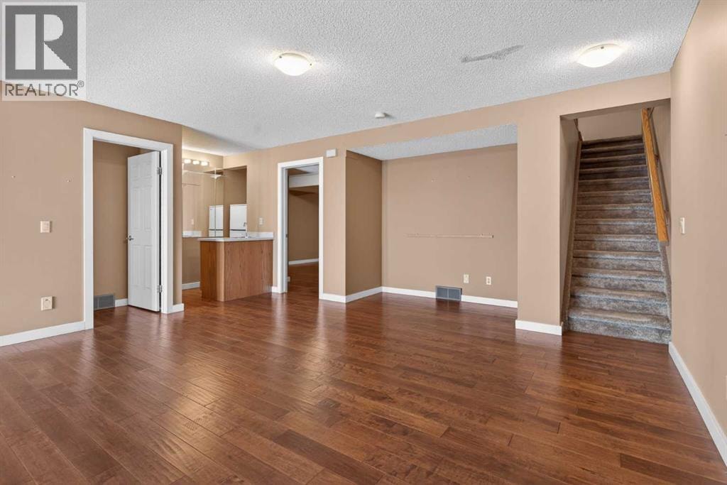96 Norquay Heights NW — photo 33