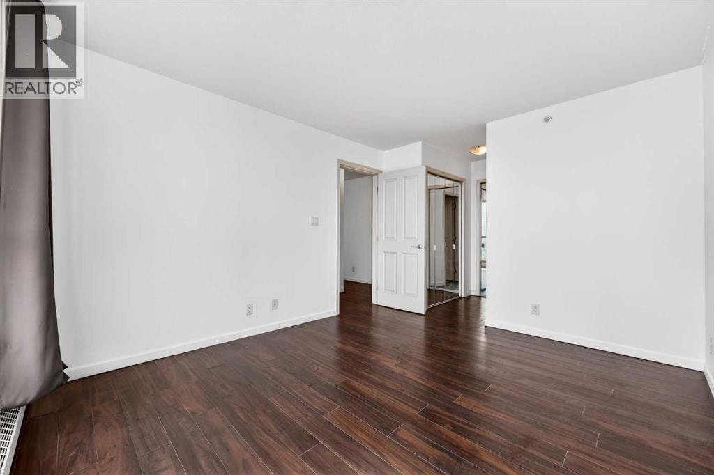 1301, 650 10 Street SW — photo 21
