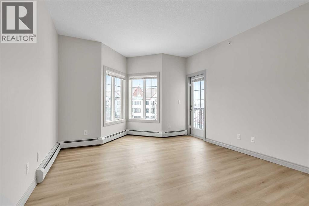 412, 70 Royal Oak Plaza NW — photo 14