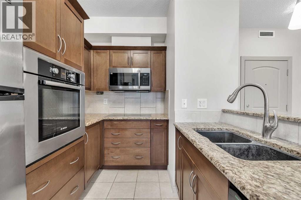 412, 70 Royal Oak Plaza NW — photo 12