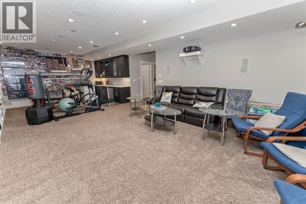 249 Kinniburgh Boulevard — photo 38