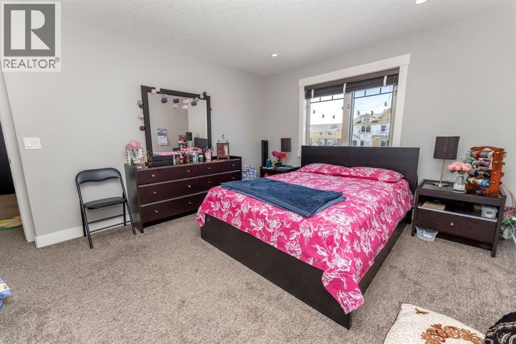 249 Kinniburgh Boulevard — photo 32