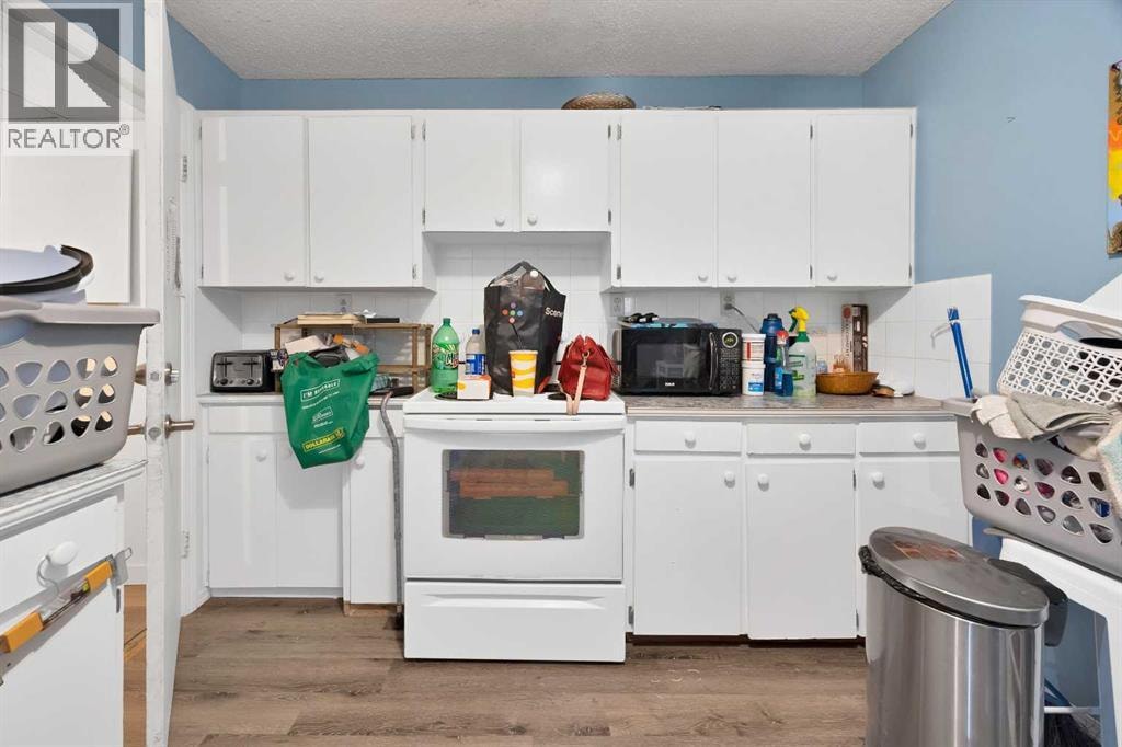 1727 12 Avenue SW — photo 33