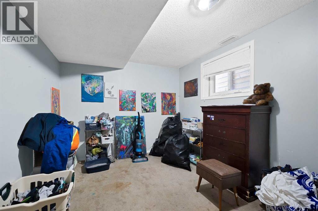 1727 12 Avenue SW — photo 36