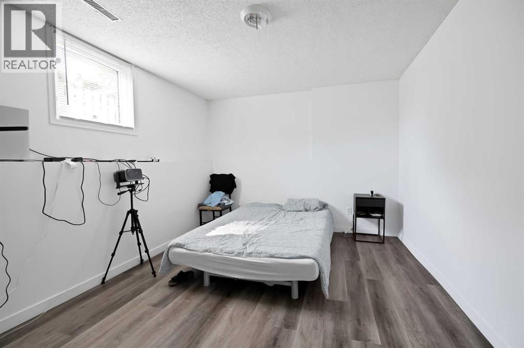 1727 12 Avenue SW — photo 39