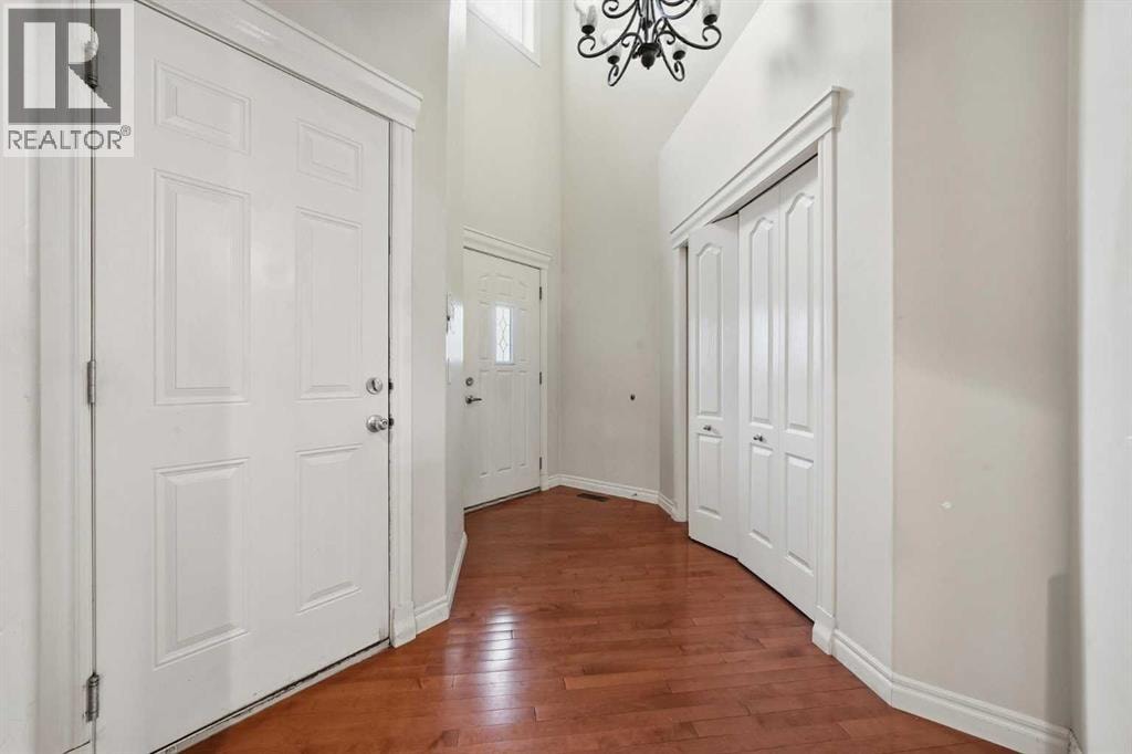 27 Saddleland Way NE — photo 2