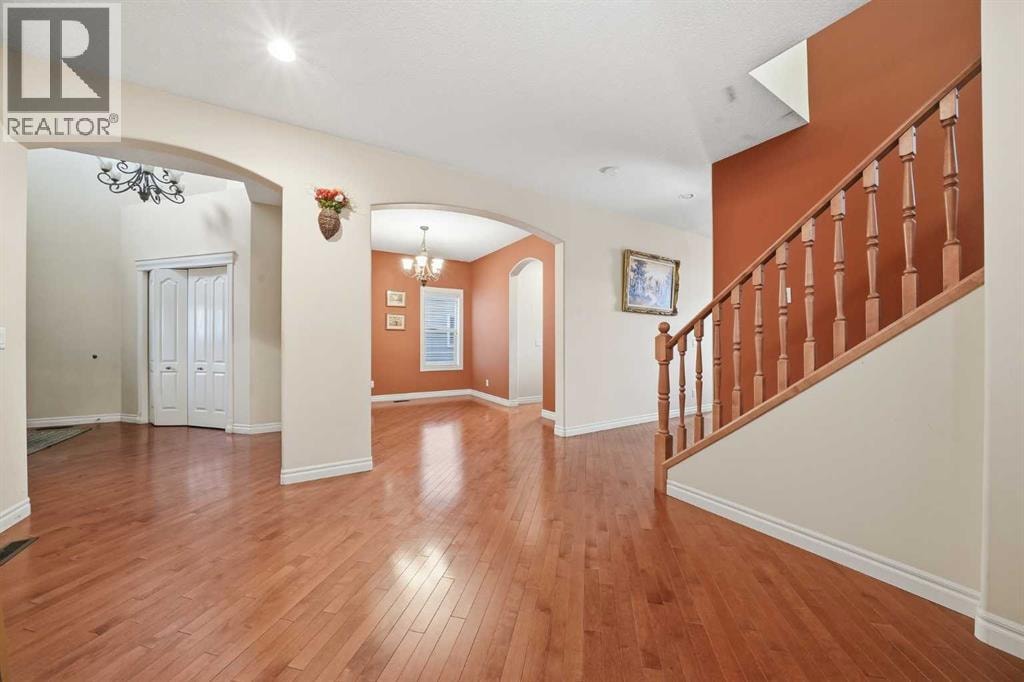 27 Saddleland Way NE — photo 3
