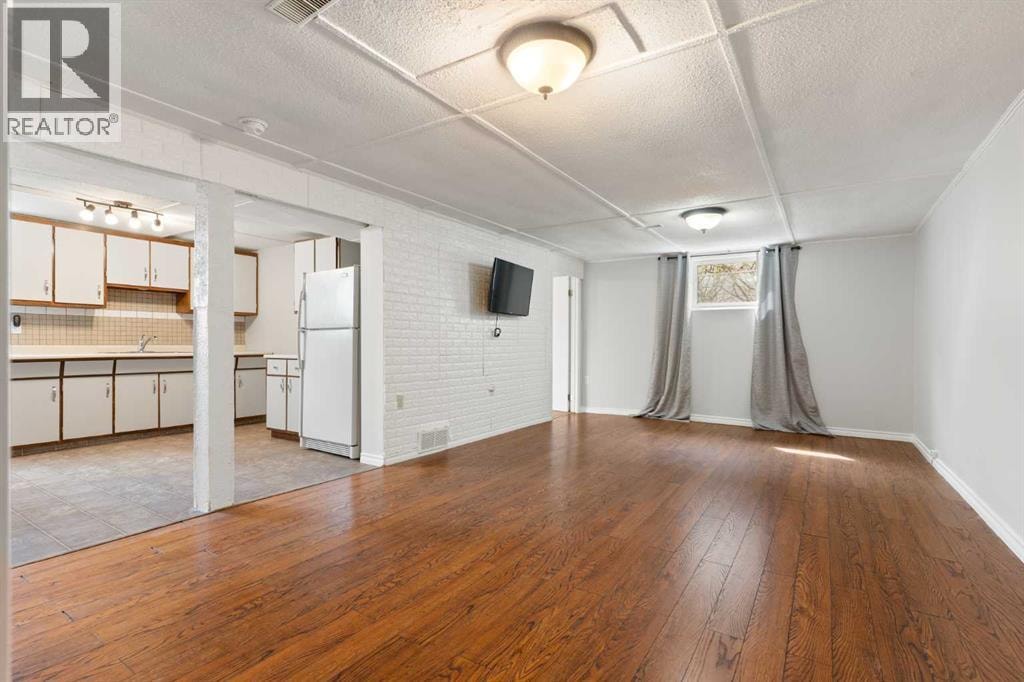 121 Mountain Street — photo 19