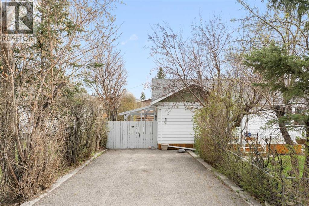 121 Mountain Street — photo 38