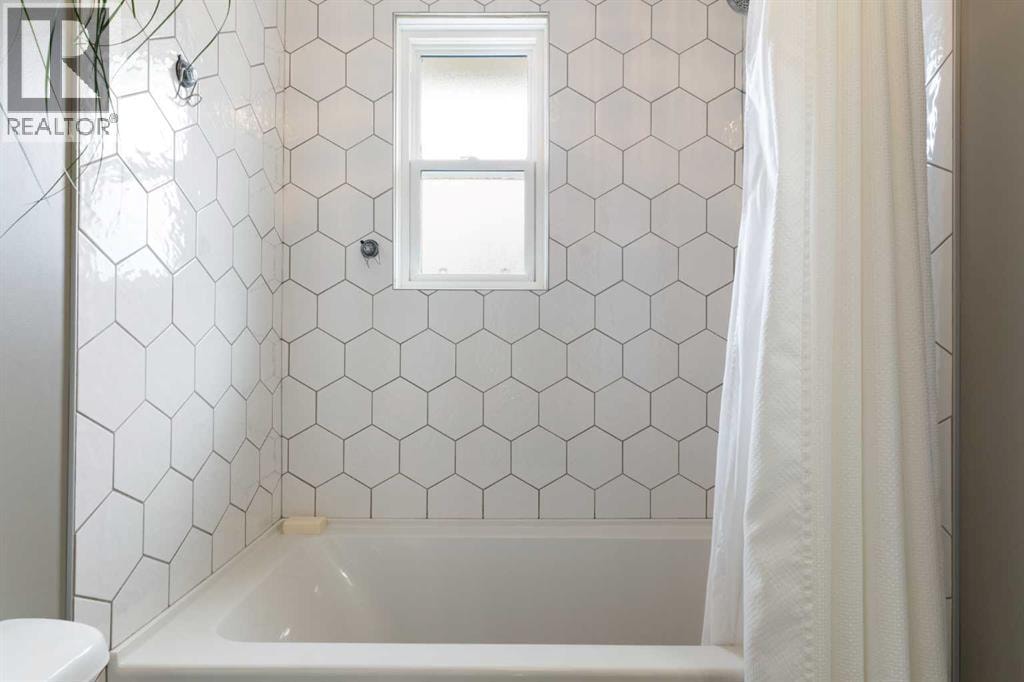 121 Mountain Street — photo 12