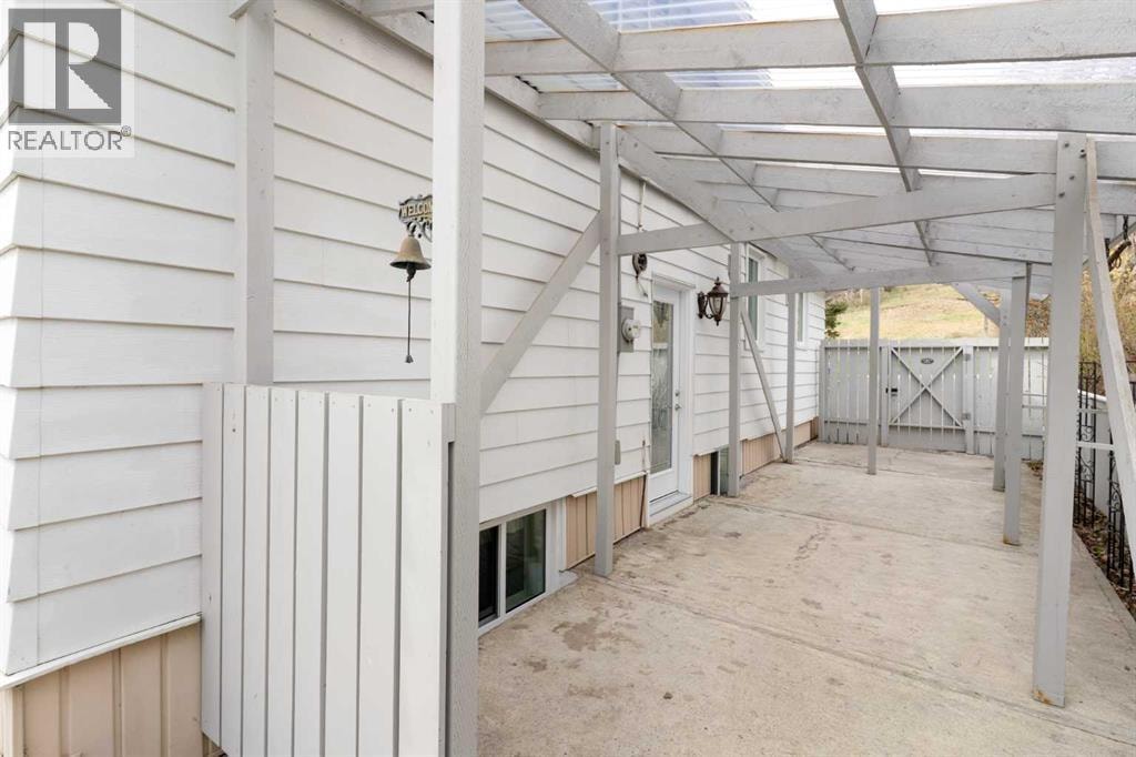 121 Mountain Street — photo 34