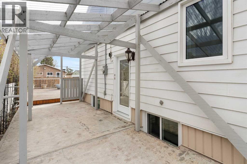 121 Mountain Street — photo 36